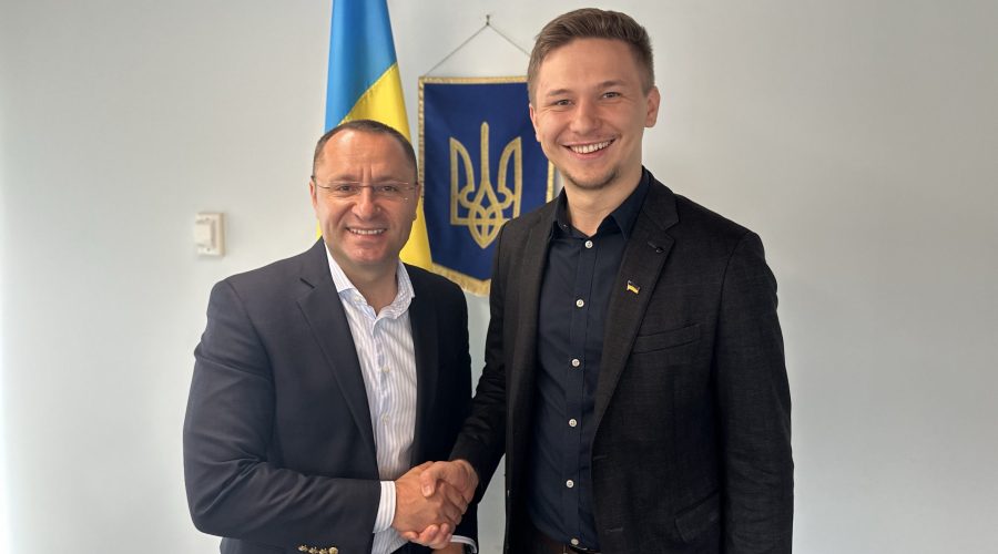 Dr Rudi with Ukrainian ambassador to Australia